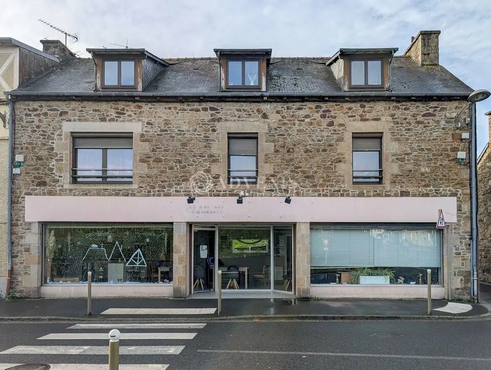 Local commercial dans Lamballe-Armor à louer Photo de l’immeuble– Image 1 sur 9