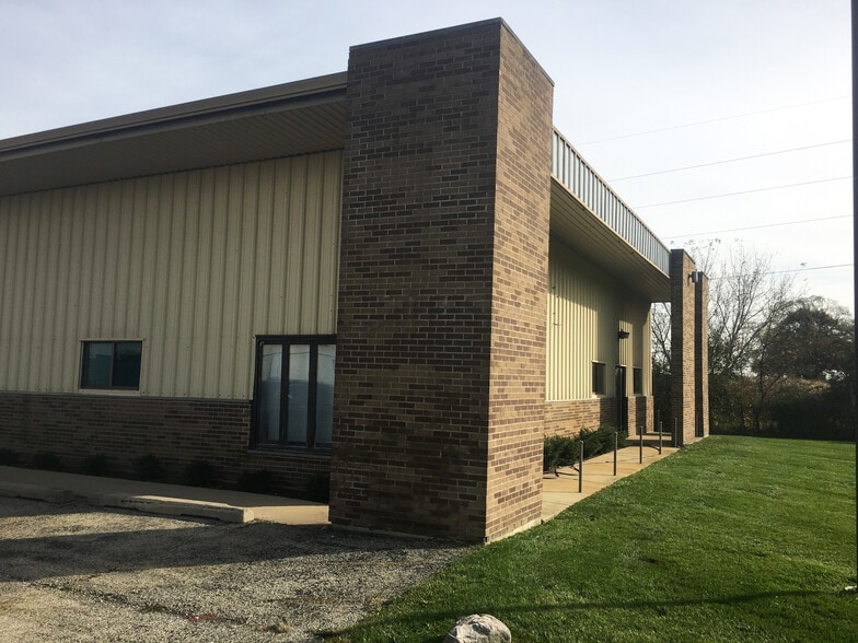 1715-1743 E Wilson Rd, Batavia, IL à louer - Photo de l’immeuble – Image 3 sur 6