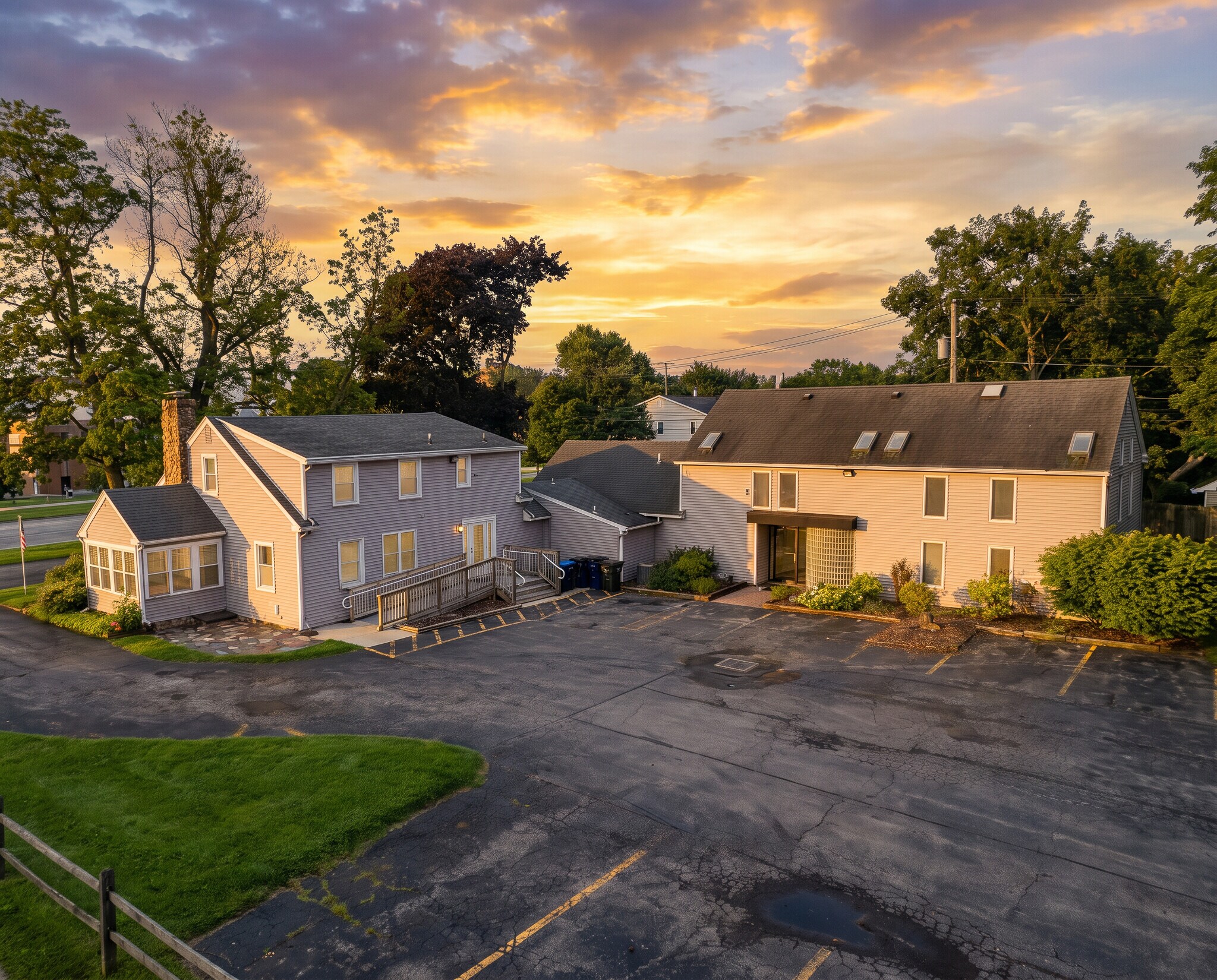 955 E Henrietta Rd, Rochester, NY à louer Photo de l’immeuble– Image 1 sur 25