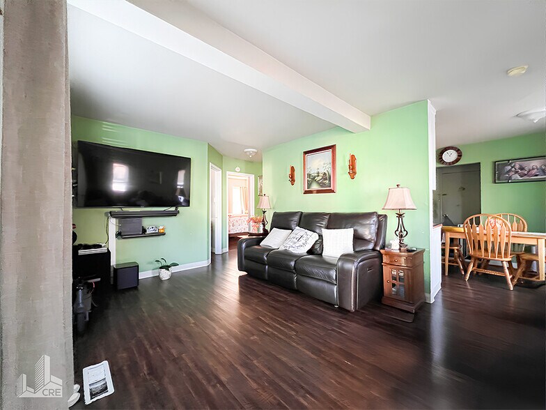 21360 Ocean View Dr, Hayward, CA à vendre - Photo intérieure – Image 3 sur 5