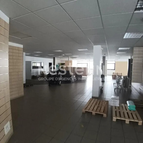 Local commercial dans Vannes à louer - Photo intérieure – Image 2 sur 4