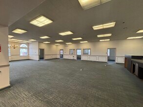 226 Main St, Wareham, MA à louer Photo intérieure– Image 2 sur 7