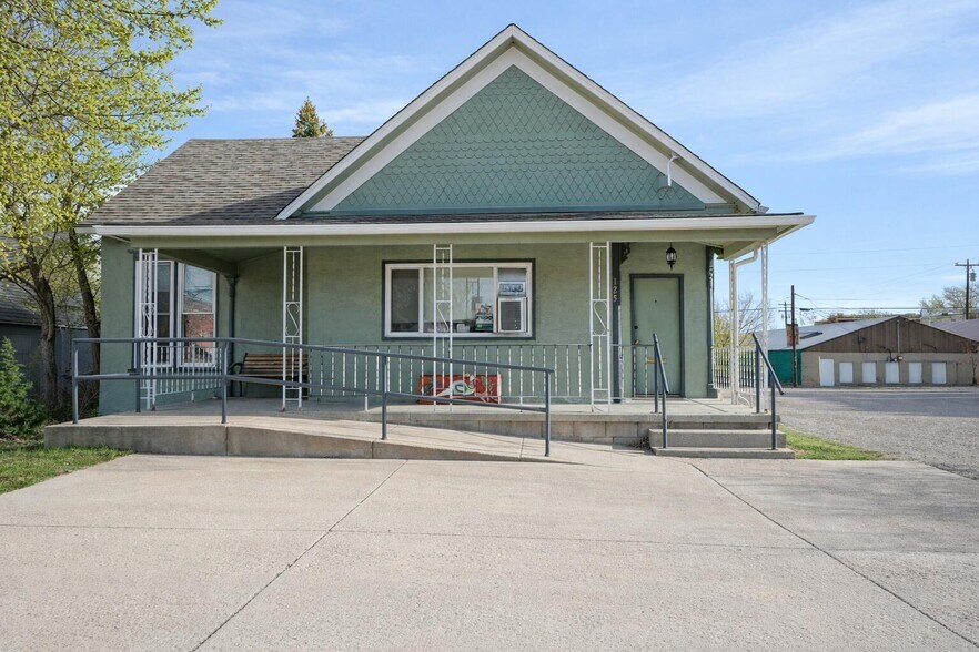 125 E 5th St, Walsenburg, CO à vendre - Photo de l’immeuble – Image 3 sur 30