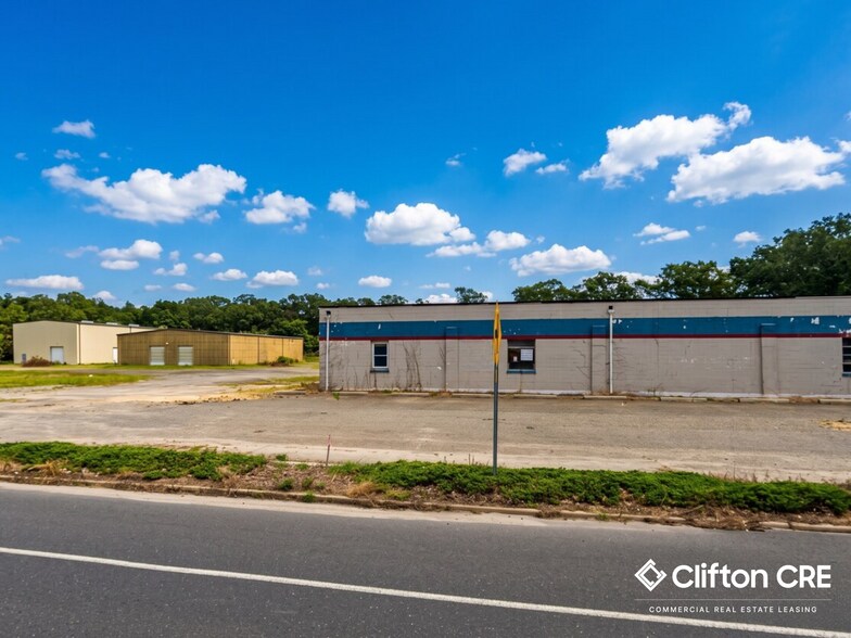 131 Highway 539, Whiting, NJ 08759 USA portefeuille de 6 biens à vendre sur LoopNet.fr - Photo de l’immeuble – Image 2 sur 21