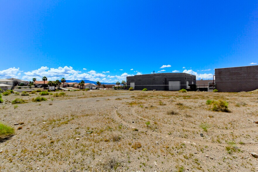 1755 Kiowa Ave, Lake Havasu City, AZ à vendre - Aérien – Image 1 sur 11