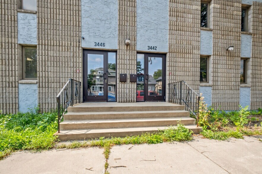 3438-3446 Snelling Ave S, Minneapolis, MN à louer - Photo de l’immeuble – Image 2 sur 45