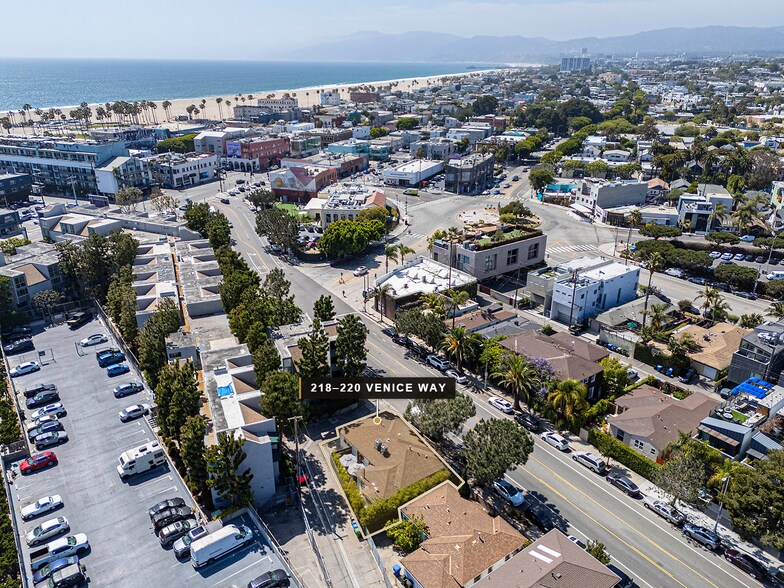 218 Venice Way, Venice, CA à vendre - Photo de l’immeuble – Image 2 sur 15
