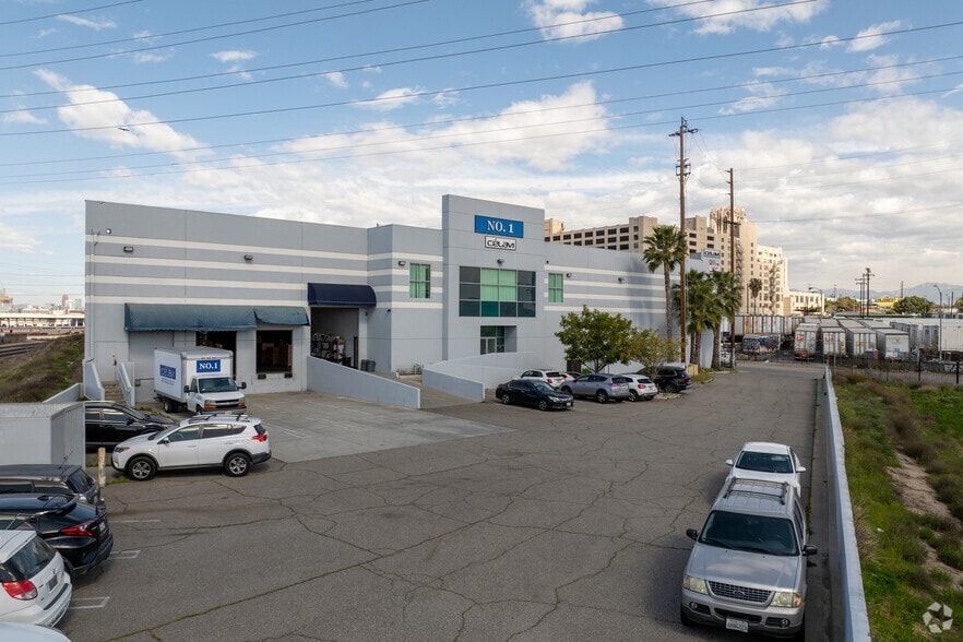 1585 Rio Vista Ave, Los Angeles, CA à vendre - Photo principale – Image 1 sur 7