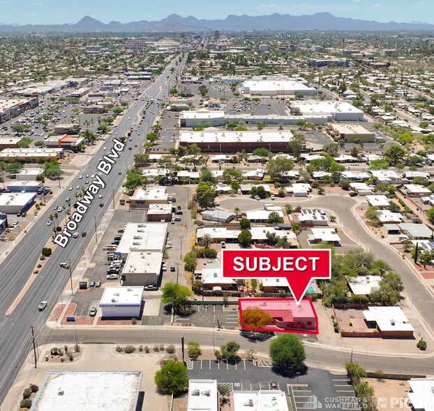 55 N Avenida De La Vis, Tucson, AZ à vendre - Photo de l’immeuble – Image 3 sur 10