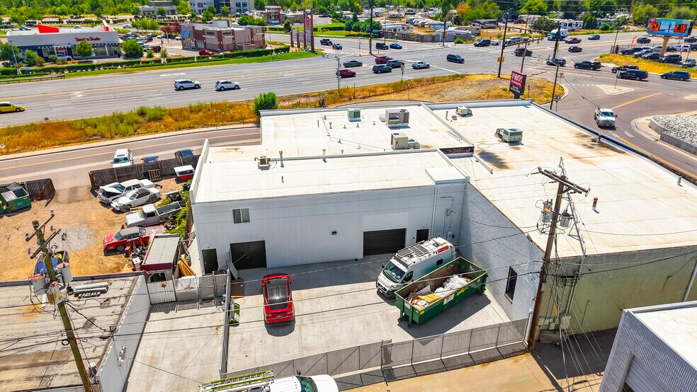 2061-2095 W Hampden Ave, Englewood, CO à louer - Photo de l’immeuble – Image 3 sur 7