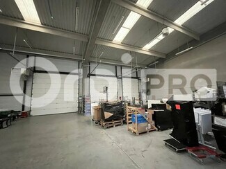 Plus de détails pour Local d'activités à louer