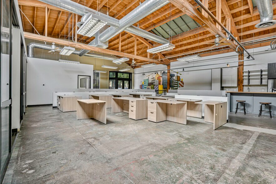 335 15th St, San Diego, CA à louer - Photo de l’immeuble – Image 3 sur 14