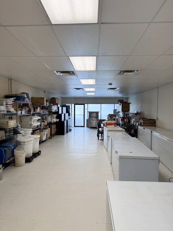 315 Woodvale Road West NW, Edmonton, AB à louer Photo de l’immeuble– Image 1 sur 3