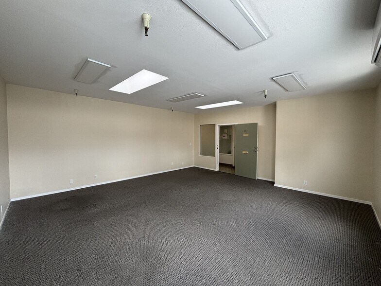 1020-1040 Clinton St, Napa, CA à louer - Photo de l’immeuble – Image 2 sur 7