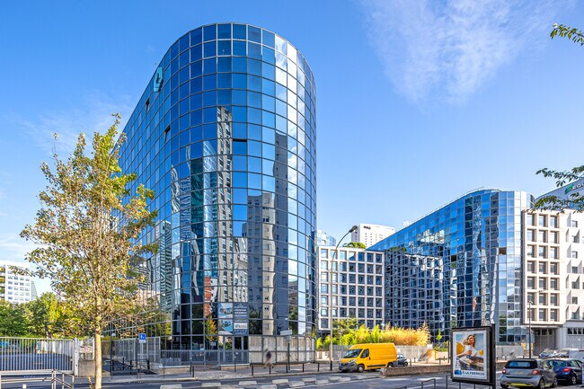 Plus de détails pour 47 Rue Louis Blanc, Courbevoie - Bureau à vendre