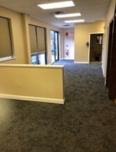 65 Avco Rd, Haverhill, MA à louer Photo intérieure– Image 1 sur 5