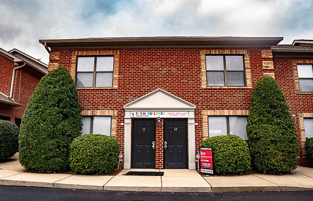 504 Autumn Springs Ct, Franklin, TN à louer Photo de l’immeuble– Image 1 sur 34