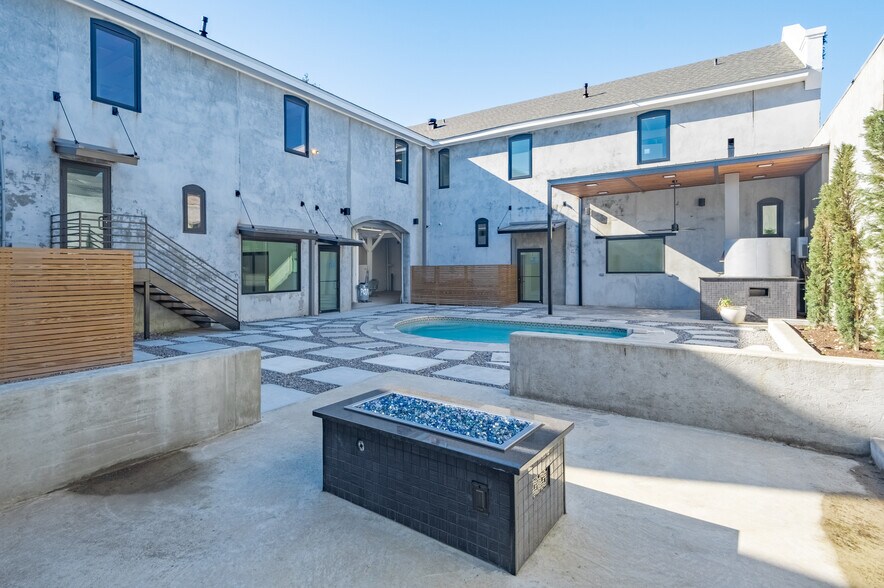 3157 Tchoupitoulas St, New Orleans, LA à louer - Photo de l’immeuble – Image 2 sur 35