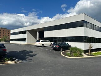 Plus de détails pour 4084 University Dr, Fairfax, VA - Bureau à vendre