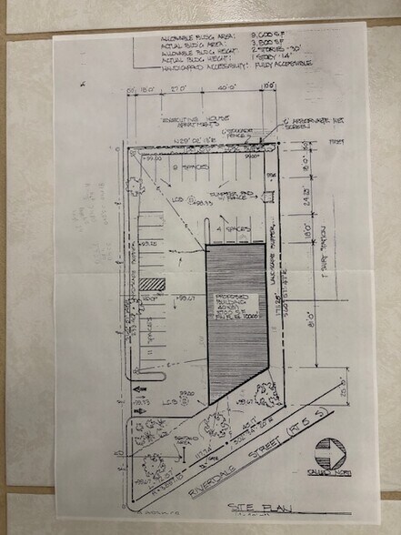 1448 Riverdale St, West Springfield, MA à louer - Photo de l’immeuble – Image 3 sur 3
