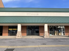 1301-1355 S 5th St, Saint Charles, MO à louer Photo intérieure– Image 1 sur 1