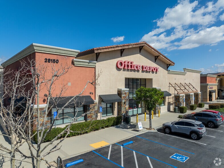 28100-28188 Newhall Ranch Rd, Valencia, CA à louer - Photo de l’immeuble – Image 1 sur 1