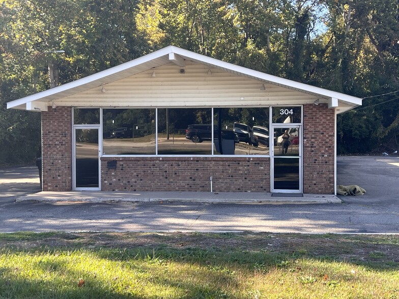 304 S Sandhills Blvd, Aberdeen, NC à louer - Photo de l’immeuble – Image 2 sur 8