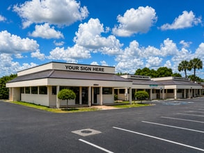 2836-2854 SE Federal Hwy, Stuart, FL à louer Photo intérieure– Image 2 sur 3