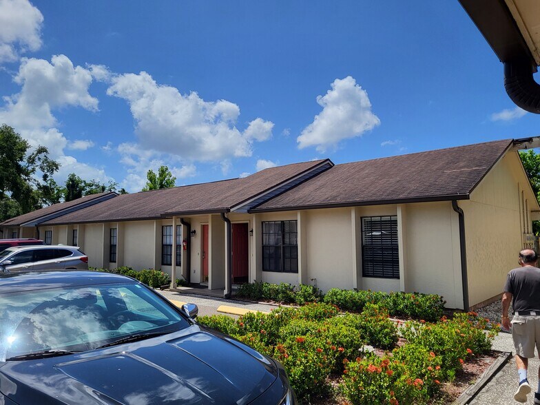 7756 62nd Way, Pinellas Park, FL à vendre - Photo de l’immeuble – Image 3 sur 6