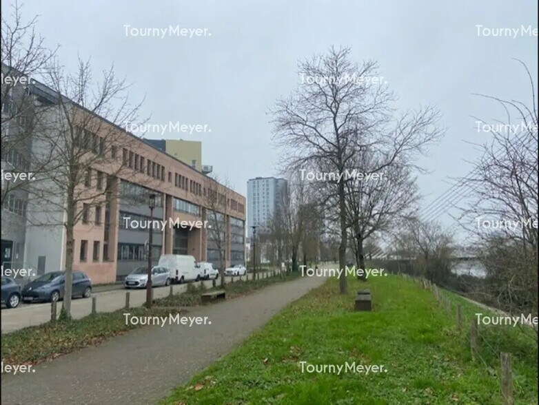 Bureau dans Nantes à louer - Photo de l’immeuble – Image 1 sur 12