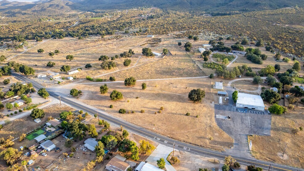 35250 Hwy 79, Warner Springs, CA à vendre - Photo de l’immeuble – Image 3 sur 49