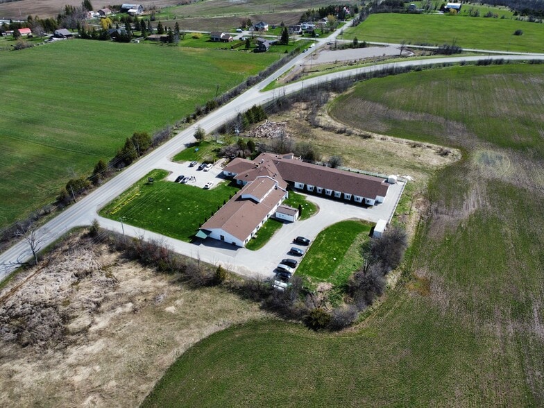 512 Thunder Bridge Rd, Lindsay, ON à vendre - Aérien – Image 3 sur 8