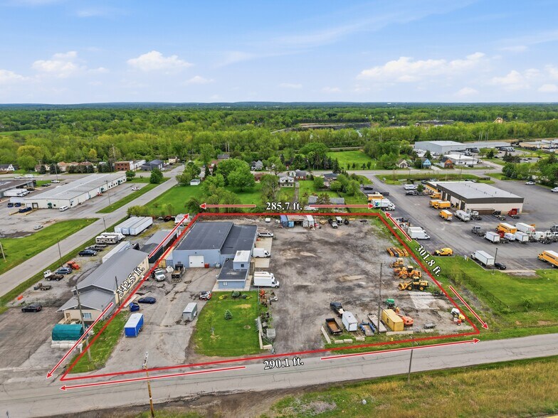 510 Ellicott Rd, Buffalo, NY à vendre - Photo de l’immeuble – Image 2 sur 7