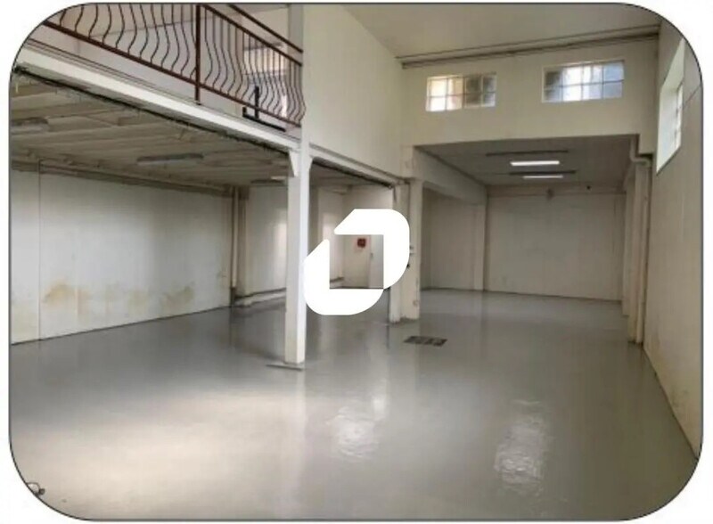 Local d'activités dans Clamart à vendre - Photo intérieure – Image 3 sur 6