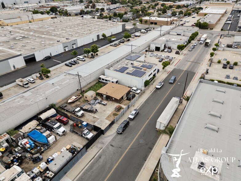 2052 Mountain View Rd, South El Monte, CA à vendre - Photo de l’immeuble – Image 3 sur 6