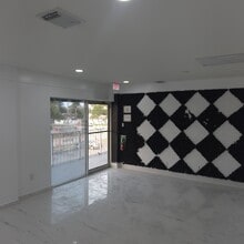 9834-9850 Sandalfoot Blvd, Boca Raton, FL à louer Photo intérieure– Image 2 sur 9