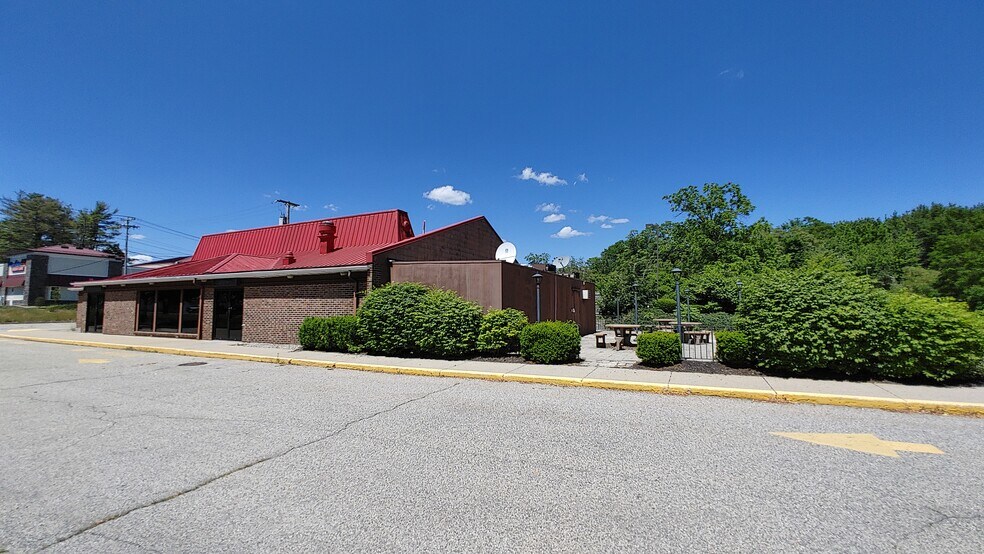 507 Main St, Saco, ME à louer - Photo de l’immeuble – Image 3 sur 18