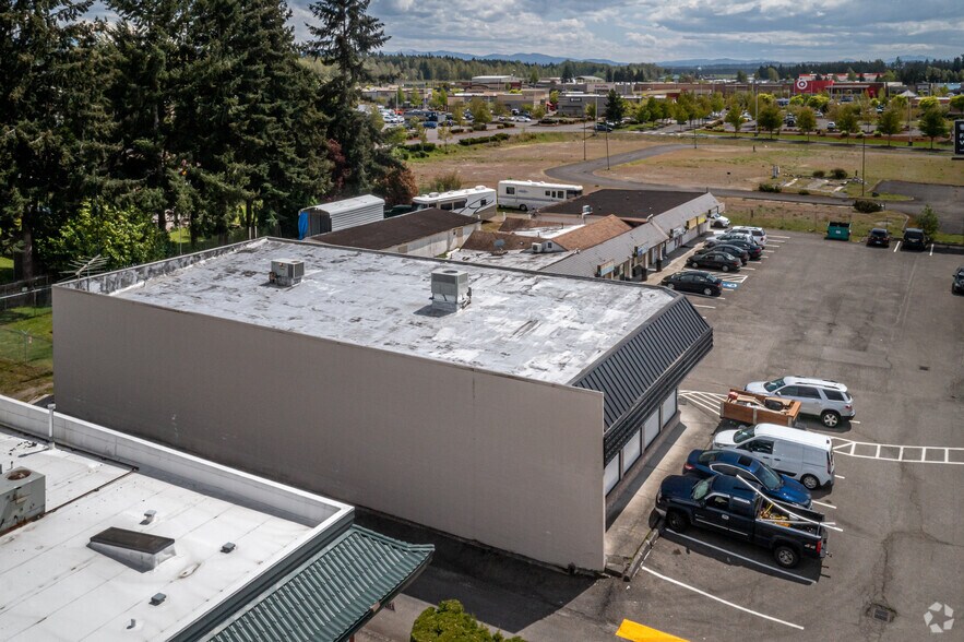 15317 Meridian Ave E, Puyallup, WA à louer - Photo de l’immeuble – Image 2 sur 2