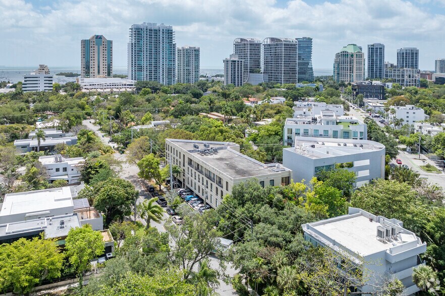 3006 Aviation Ave, Coconut Grove, FL à vendre - Aérien – Image 2 sur 3