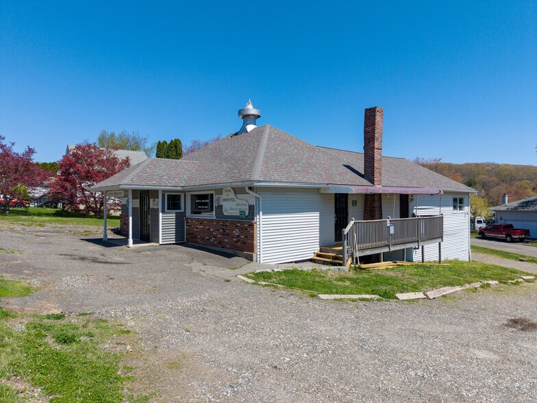 305 South St, Plymouth, CT à vendre - Photo de l’immeuble – Image 3 sur 22