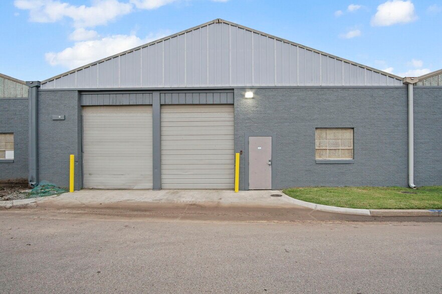 1639 NW 5th St, Oklahoma City, OK à vendre - Photo de l’immeuble – Image 2 sur 9