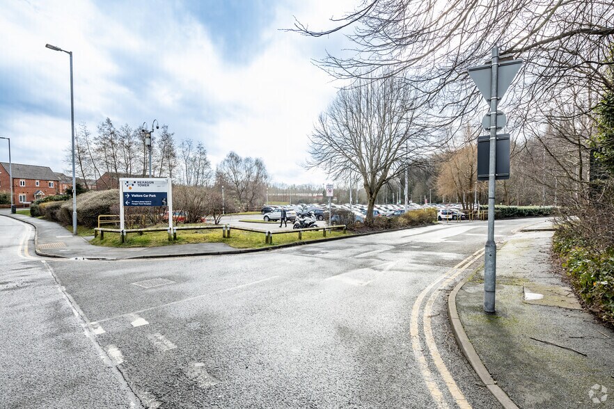 Crumpsall Vale, Manchester à vendre - Photo de l’immeuble – Image 1 sur 2