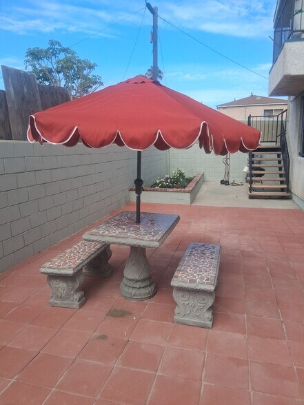 3940 W 112th St, Inglewood, CA à vendre - Photo de l’immeuble – Image 3 sur 11