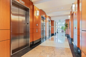 1800 Pembrook Dr, Orlando, FL à vendre Photo intérieure– Image 1 sur 1