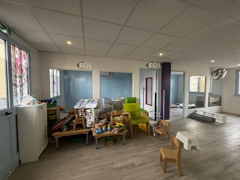 Bureau dans Wissous à louer - Photo de l’immeuble – Image 1 sur 4