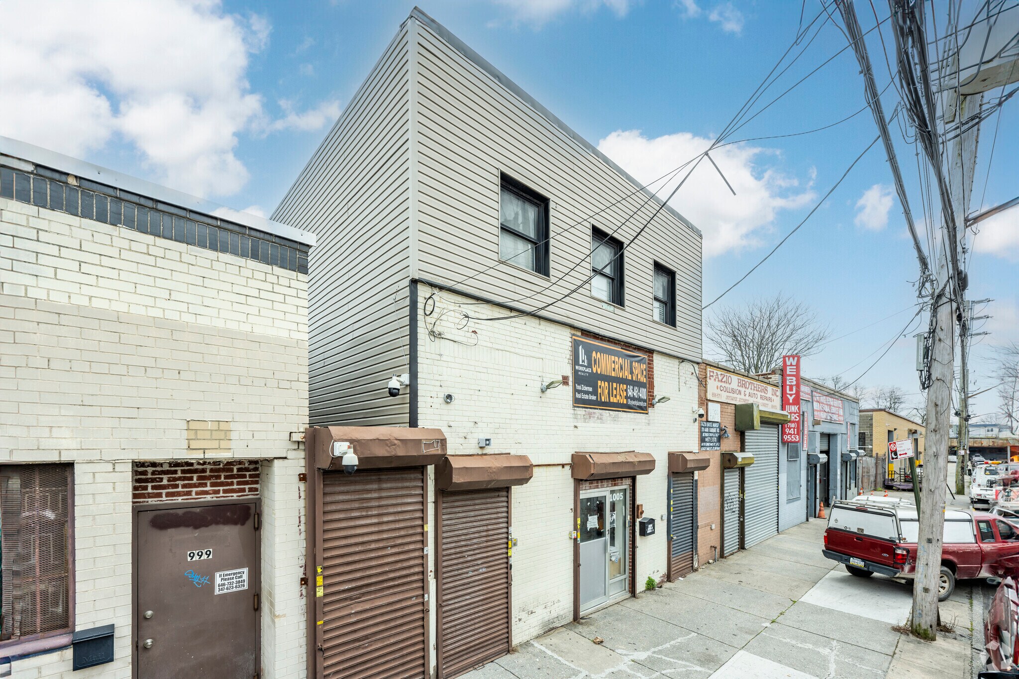 1005 E 46th St, Brooklyn, NY à louer Photo principale– Image 1 sur 17