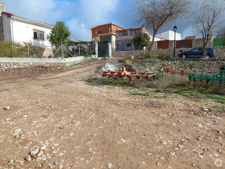 Avenida del Oeste, 6, Fuentenovilla, Guadalajara à vendre - Photo de l’immeuble – Image 2 sur 3