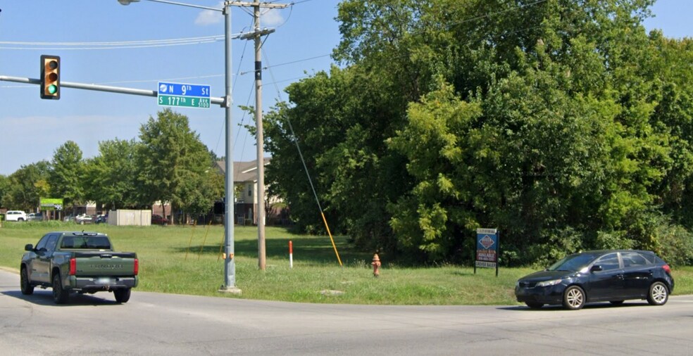 S 177th Ave & 51st E, Tulsa, OK à vendre - Photo principale – Image 2 sur 8