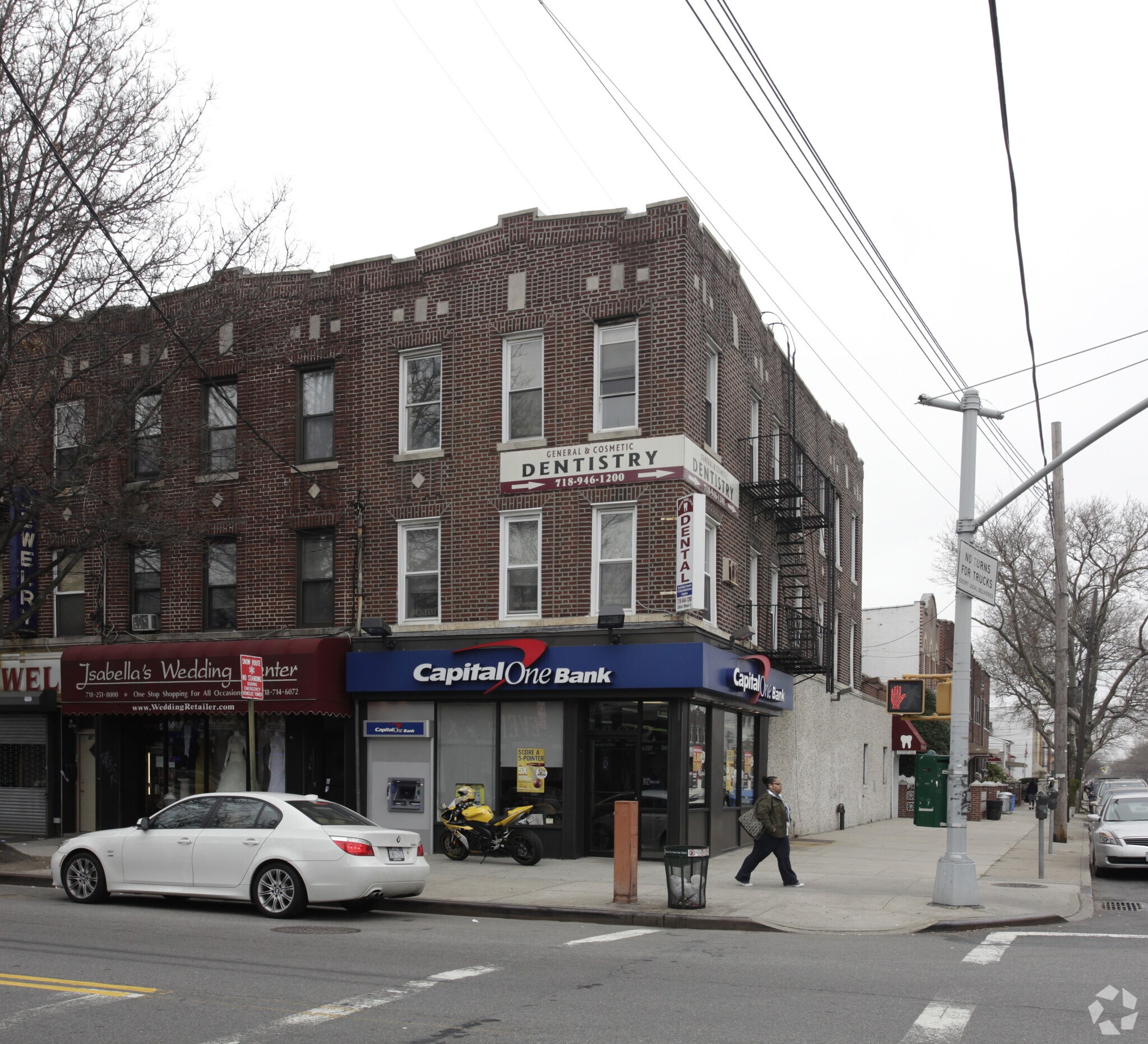 179 Avenue U, Brooklyn, NY à louer Photo principale– Image 1 sur 4