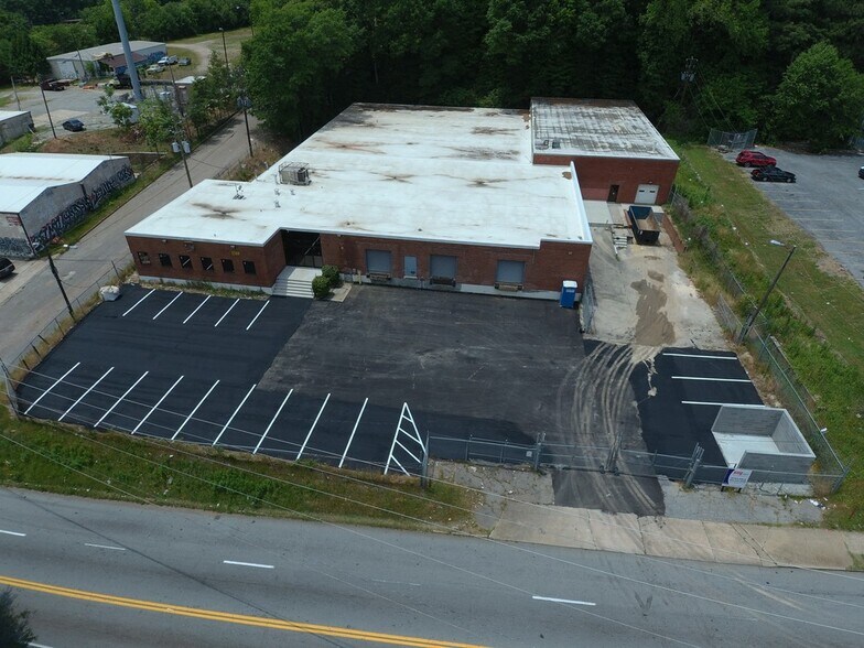 1269 Pryor Rd, Atlanta, GA à louer - Photo de l’immeuble – Image 1 sur 10